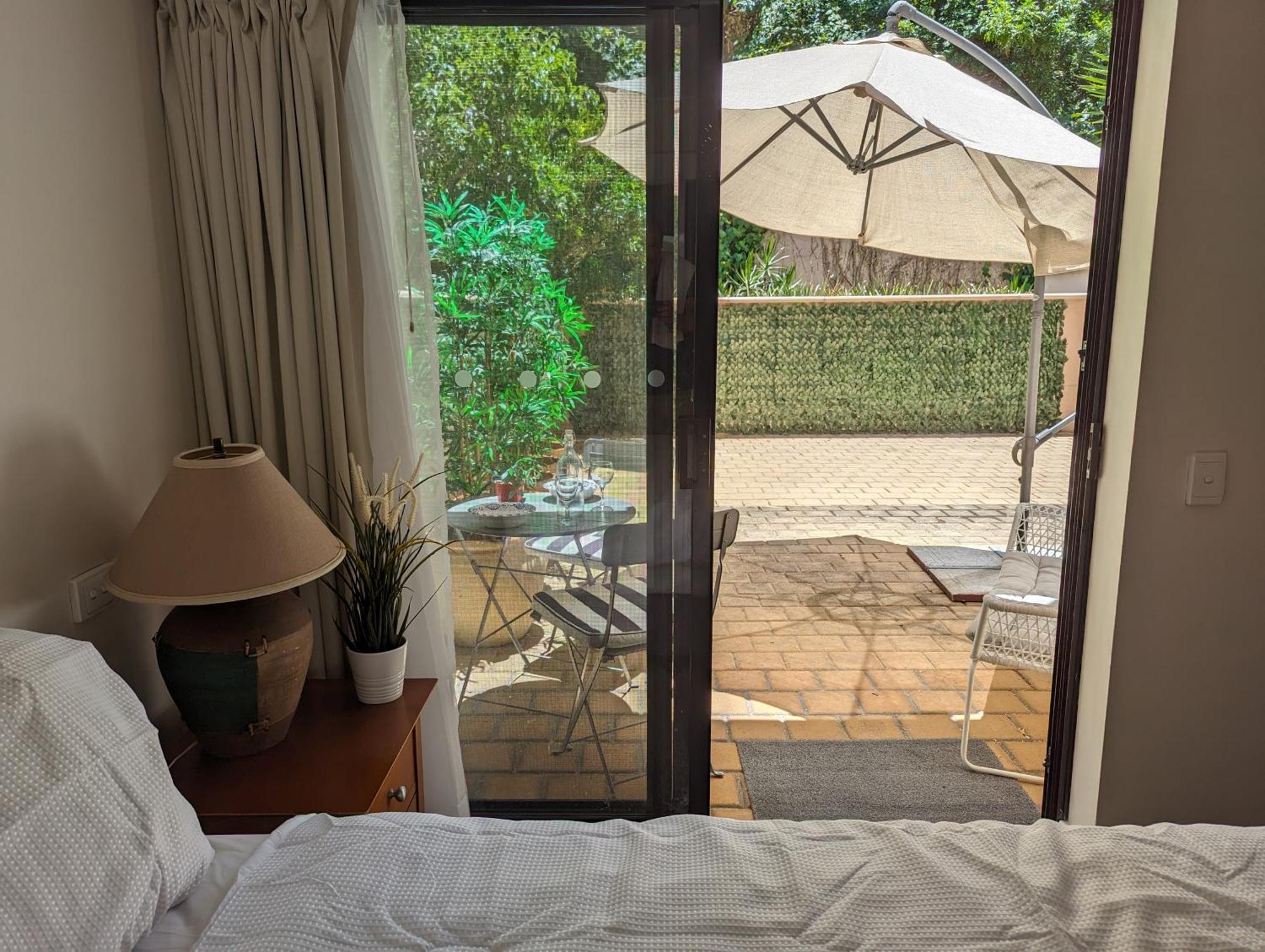 Lovely City Apartment With Private Courtyard, Pool, Free Parking, Gym Περθ Εξωτερικό φωτογραφία